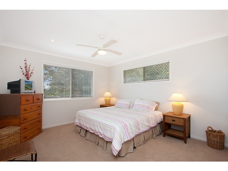 34 Raleigh Terrace, Currumbin Waters QLD 4223
