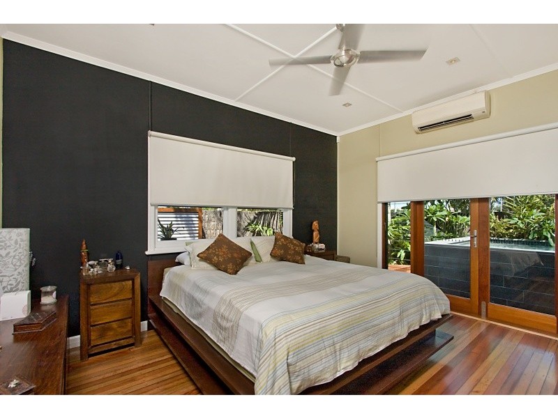 95 Palm Beach Avenue, Palm Beach QLD 4221