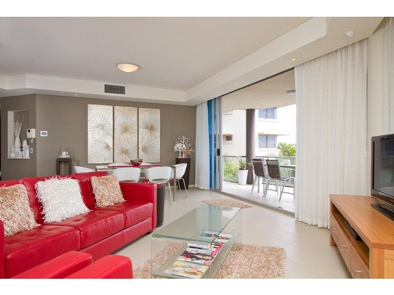 2/129-131 Musgrave Street ‘Pharos’, Coolangatta QLD 4225