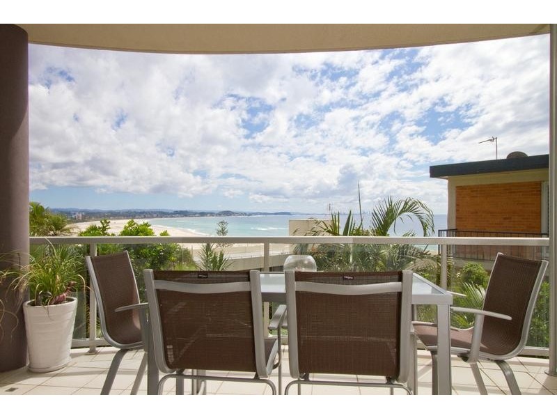 2/129-131 Musgrave Street ‘Pharos’, Coolangatta QLD 4225