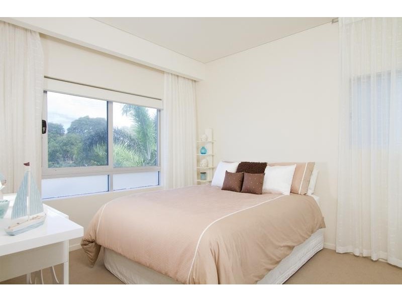 2/129-131 Musgrave Street ‘Pharos’, Coolangatta QLD 4225