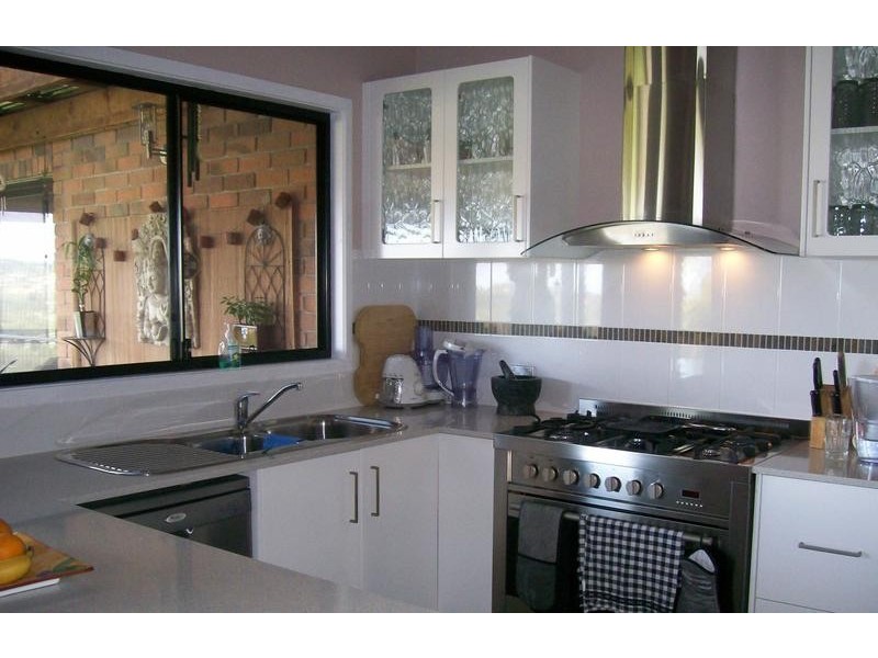 8 Broadwater Esplanade, Bilambil Heights NSW 2486