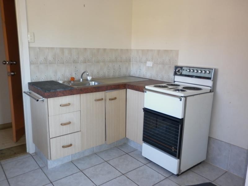 4/31 Winston Street, Kirra QLD 4225