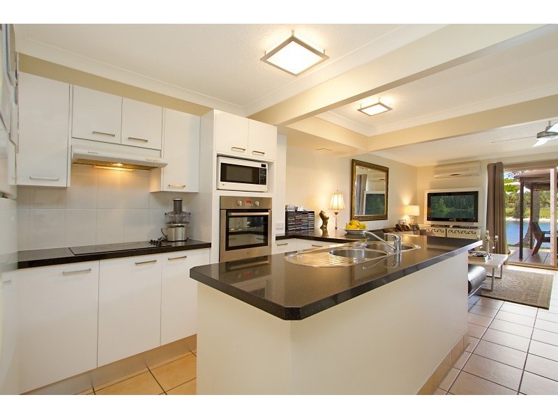 11/2 Coolgardie Street ‘Isle of Palms’, Elanora QLD 4221