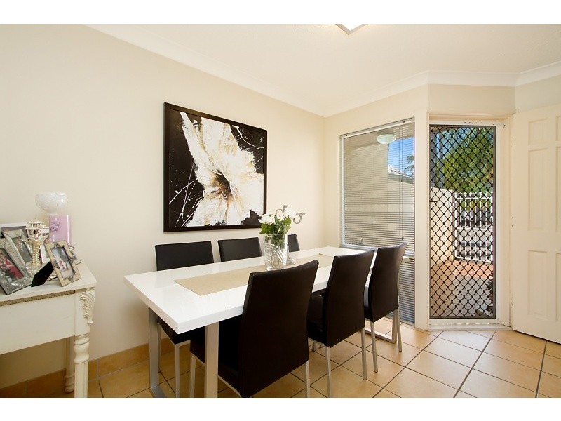 11/2 Coolgardie Street ‘Isle of Palms’, Elanora QLD 4221