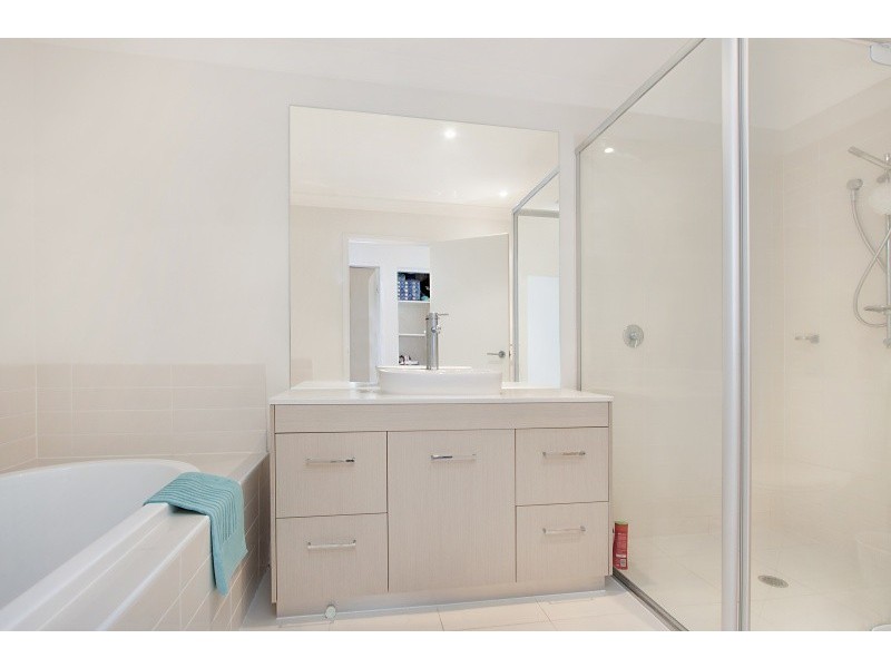 128/2 Inland Drive, Tugun QLD 4224