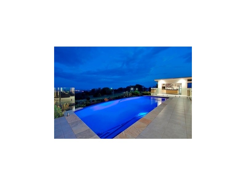 8 Sunnycrest Drive, Terranora NSW 2486