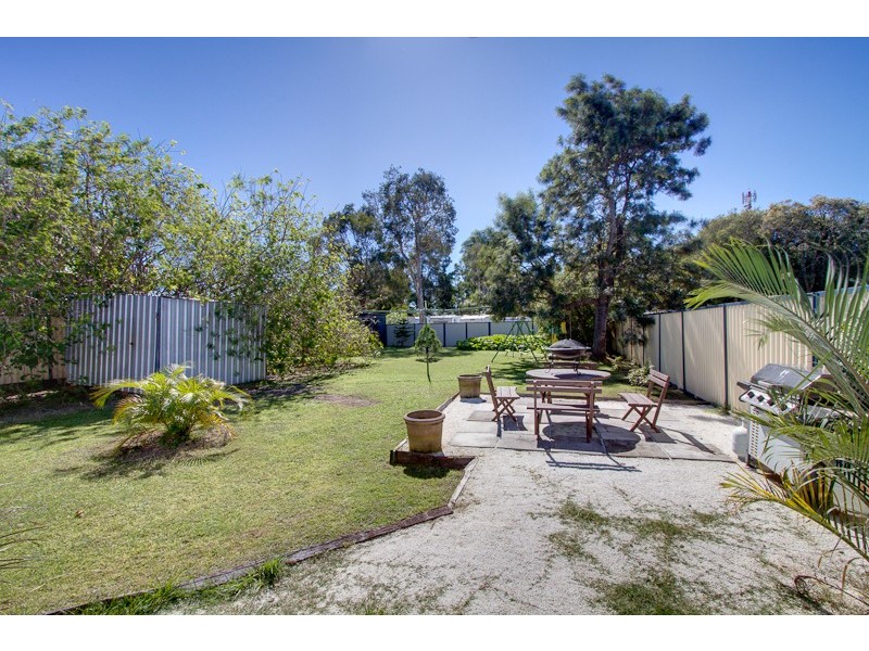 13 Honeysuckle Street, Tweed Heads West NSW 2485