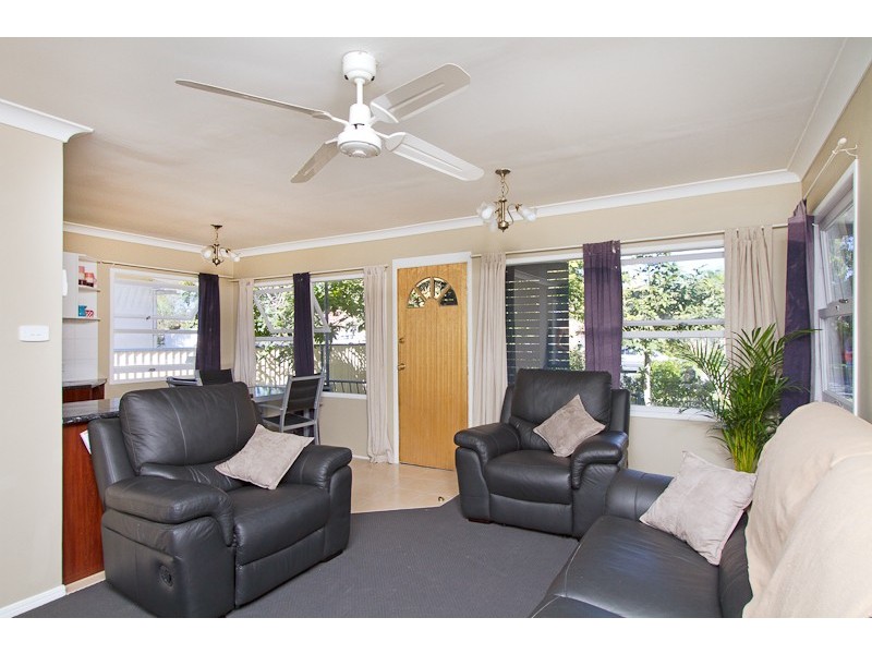 13 Honeysuckle Street, Tweed Heads West NSW 2485