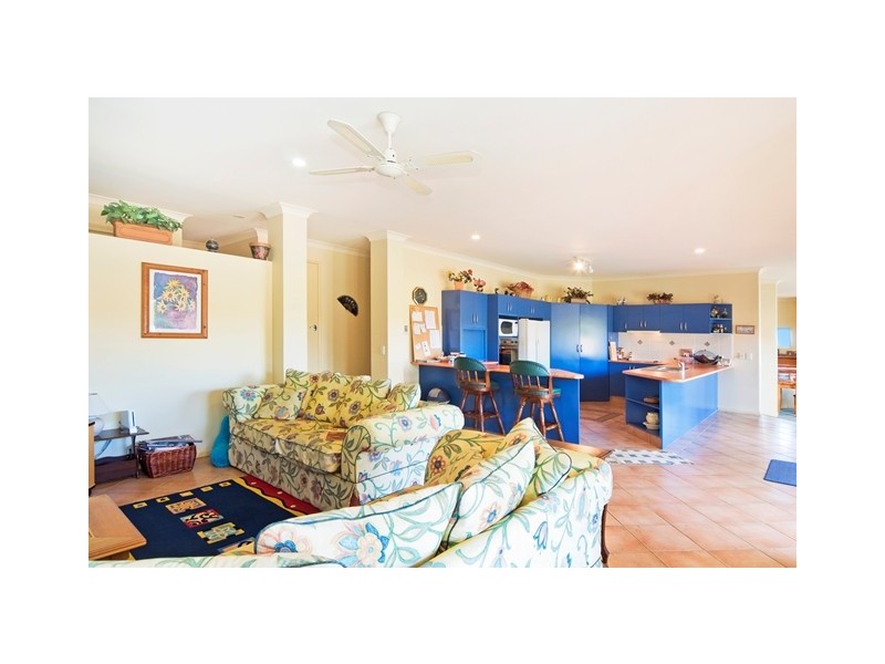 24 Tralee Dr, Banora Point NSW 2486