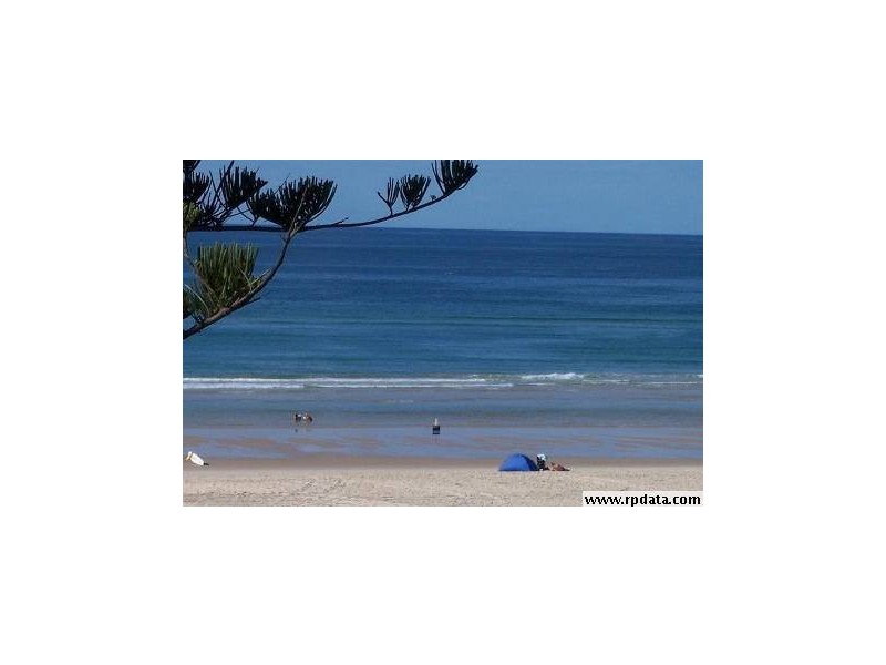 18 Coyne Street, Kirra QLD 4225