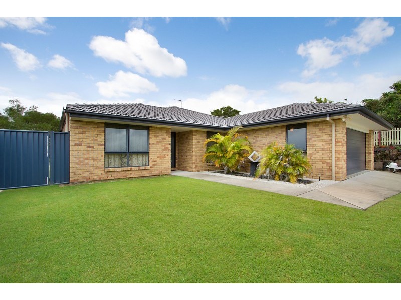 1 Firetail Court, Tweed Heads South NSW 2486
