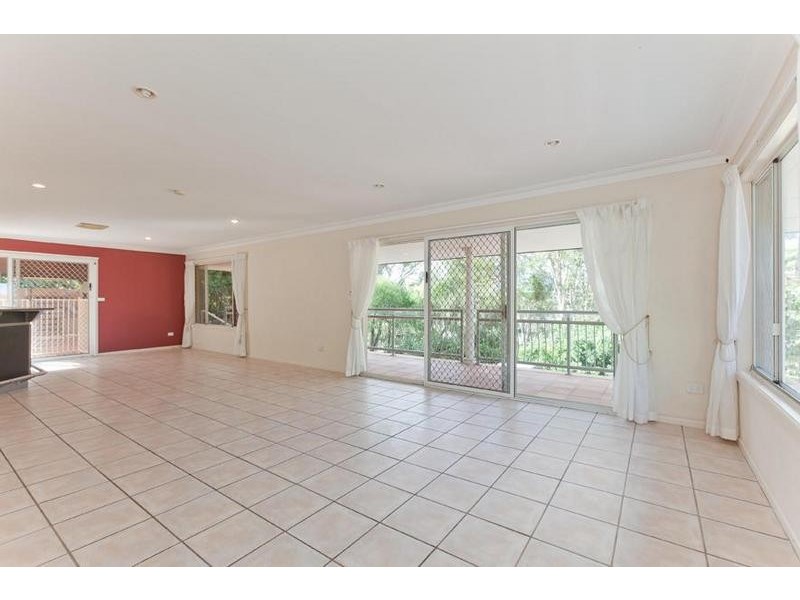 12 Kitchener Street, Tugun QLD 4224