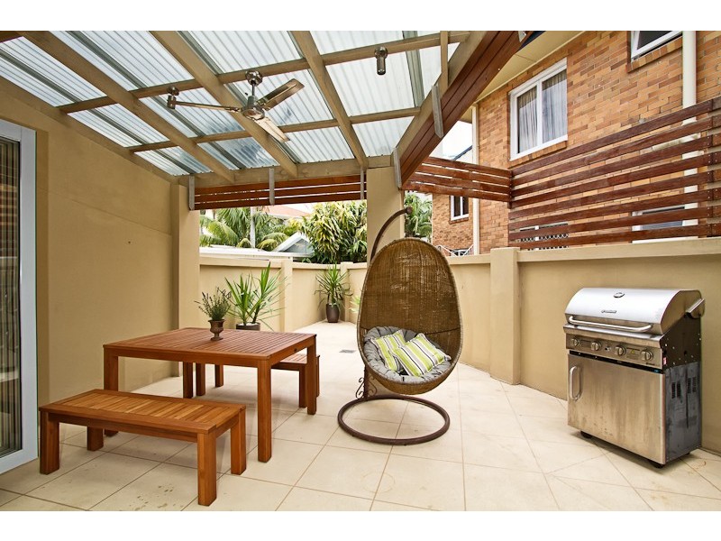 1/13 Lord Street, Kirra QLD 4225