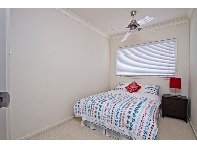 1/13 Lord Street, Kirra QLD 4225