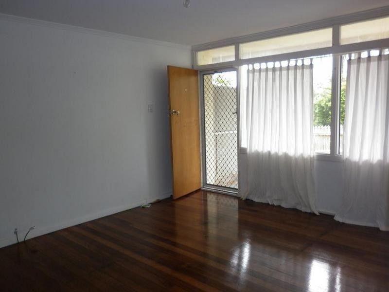 2/3 Rutledge Street, Kirra QLD 4225