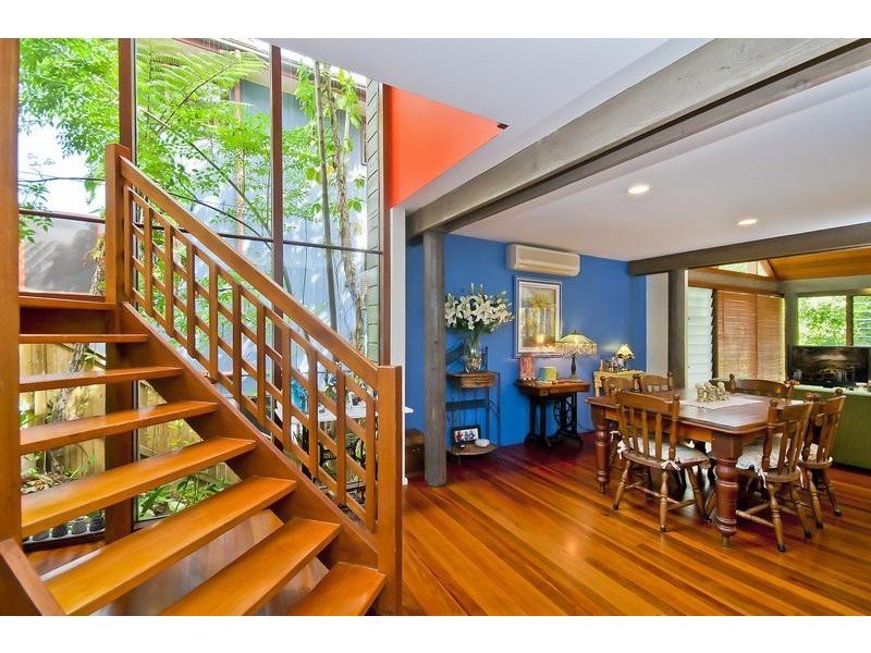 34 Woodgee St, Currumbin QLD 4223