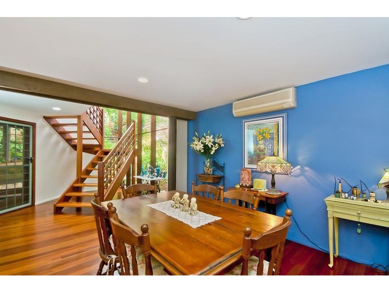 34 Woodgee St, Currumbin QLD 4223