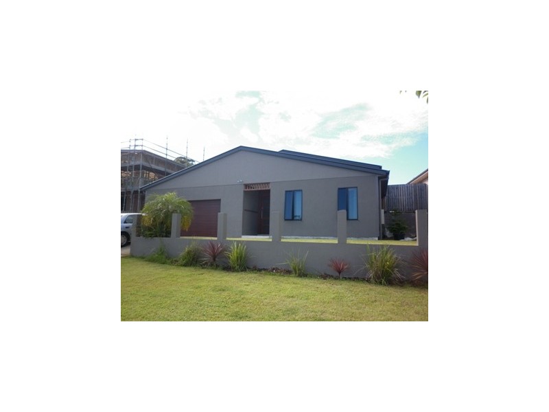 6 Wren Court, Tweed Heads South NSW 2486