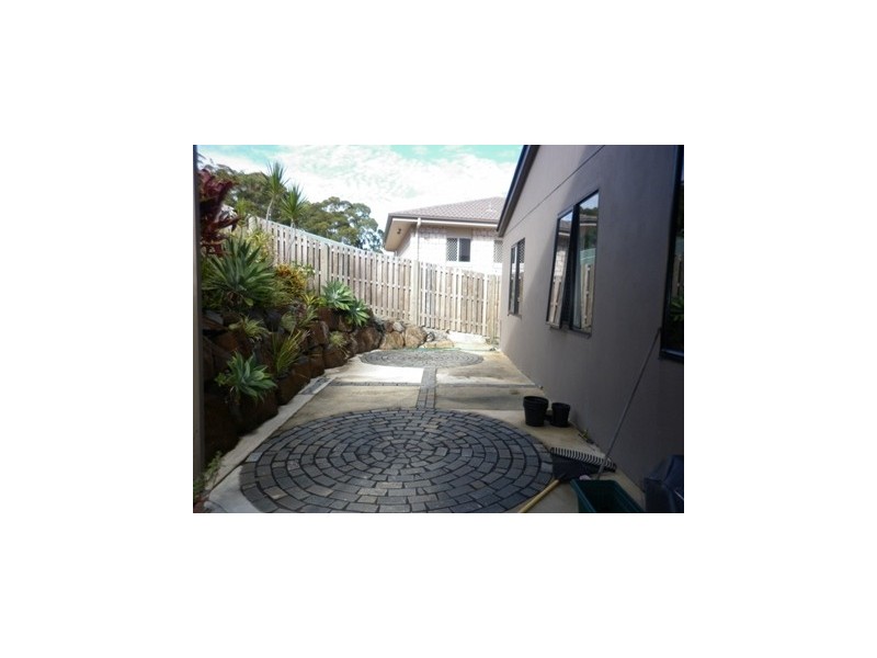 6 Wren Court, Tweed Heads South NSW 2486