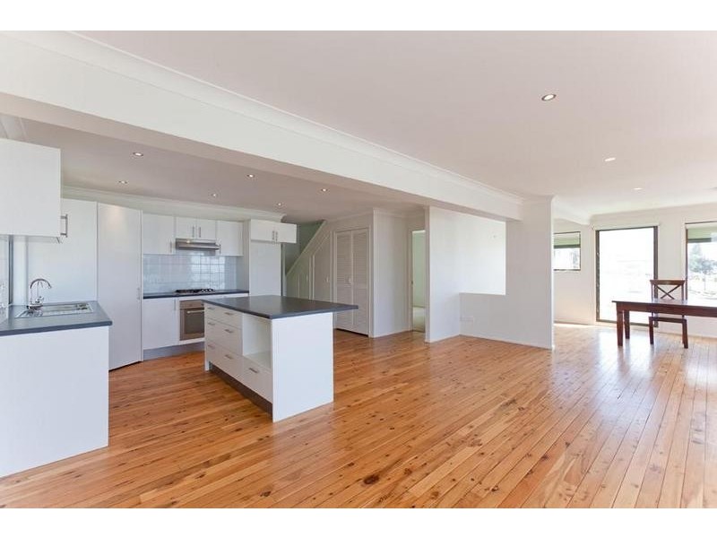 2/754 Pacific Parade, Currumbin QLD 4223