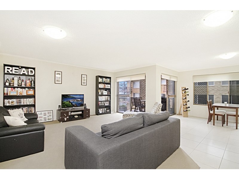 6/20 Pacific Parade, Bilinga QLD 4225