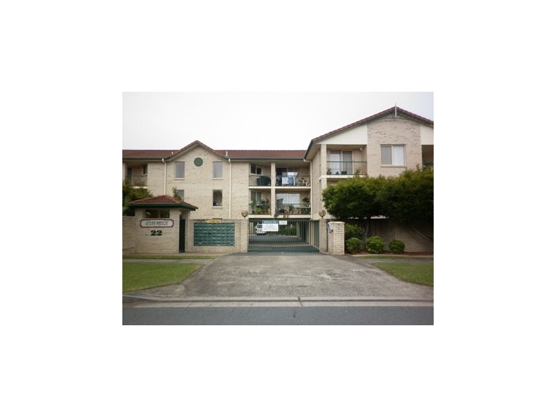 11/22 Binya Avenue OCEAN BREEZE, Kirra QLD 4225