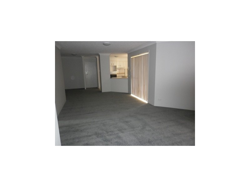 11/22 Binya Avenue OCEAN BREEZE, Kirra QLD 4225