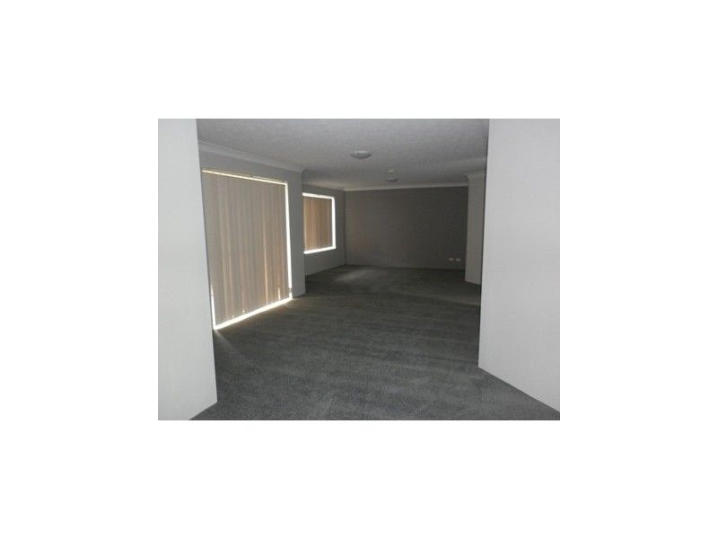 11/22 Binya Avenue OCEAN BREEZE, Kirra QLD 4225