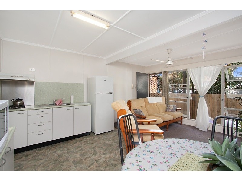 50 Eden Avenue ‘Yarralea’, Coolangatta QLD 4225