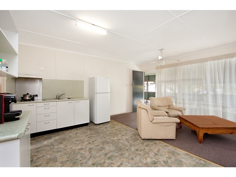 50 Eden Avenue ‘Yarralea’, Coolangatta QLD 4225