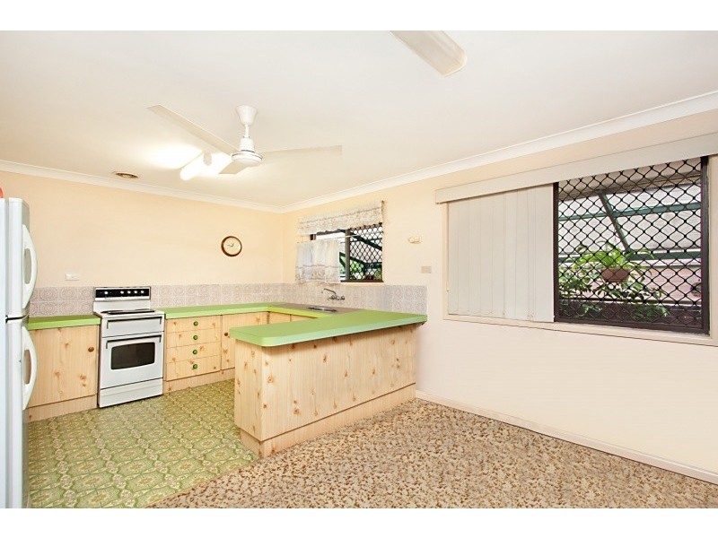 2/9 The Lakes Drive, Tweed Heads West NSW 2485