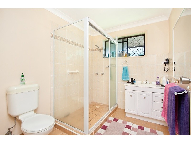 2/9 The Lakes Drive, Tweed Heads West NSW 2485