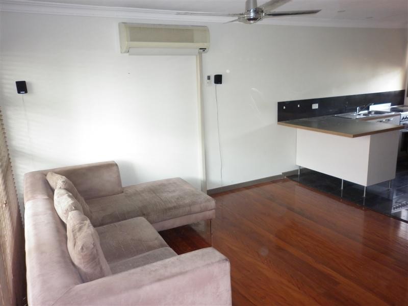 4/4 Johnston Street, Bilinga QLD 4225