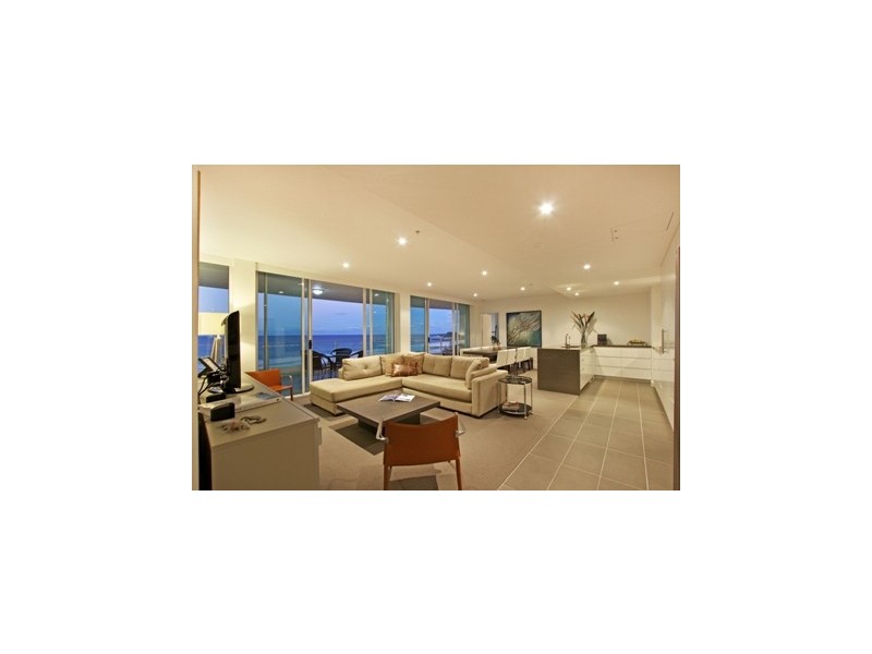 1002/2 Creek Street, Kirra QLD 4225