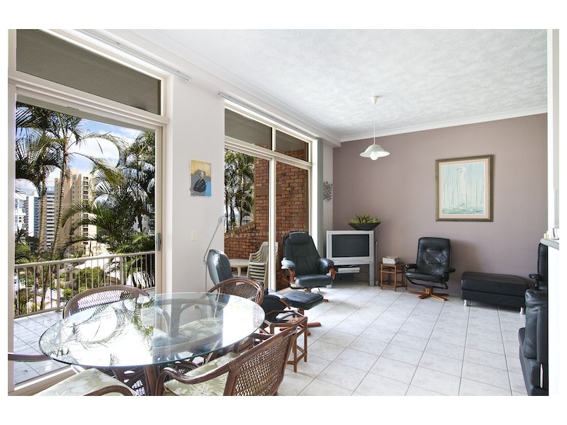 3/6 Petrie Street ‘Hanalei’ (aka 3/3 Tweed Tce), Rainbow Bay QLD 4225