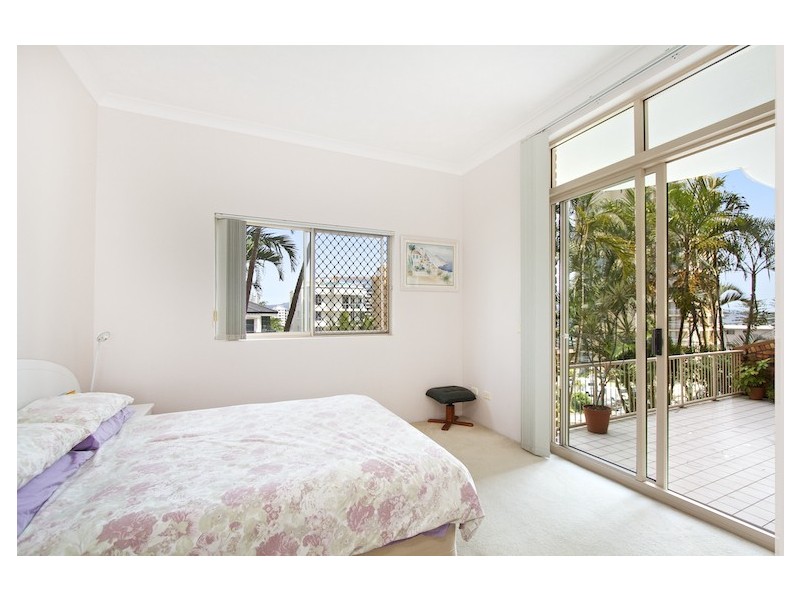 3/6 Petrie Street ‘Hanalei’ (aka 3/3 Tweed Tce), Rainbow Bay QLD 4225