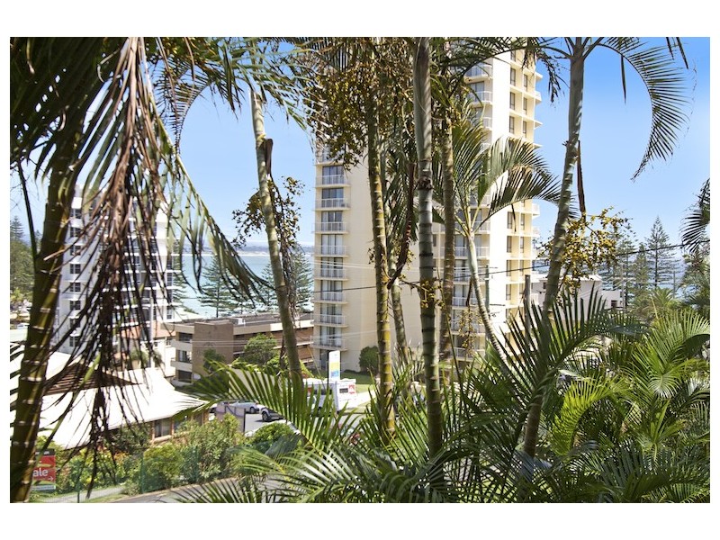 3/6 Petrie Street ‘Hanalei’ (aka 3/3 Tweed Tce), Rainbow Bay QLD 4225