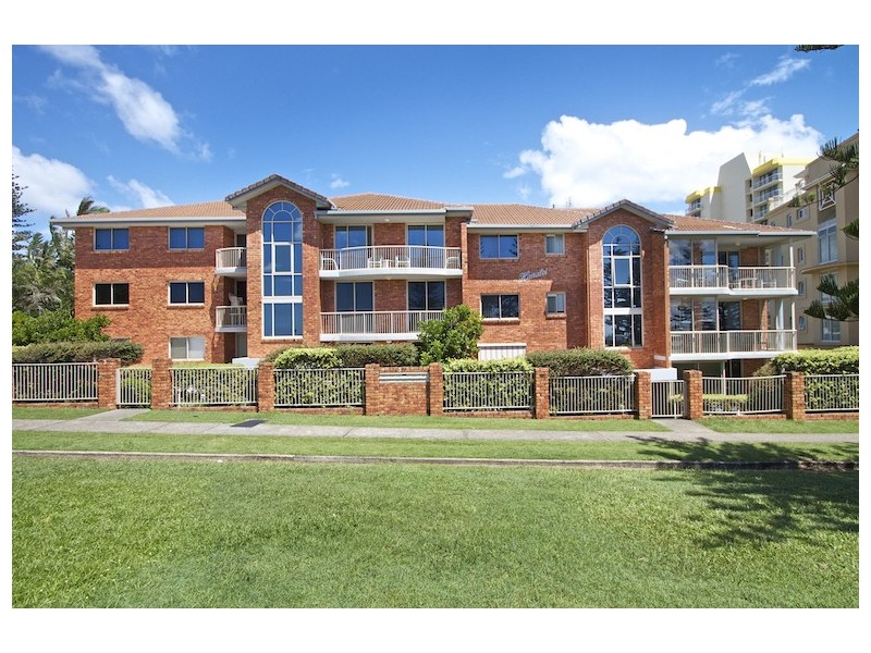 3/6 Petrie Street ‘Hanalei’ (aka 3/3 Tweed Tce), Rainbow Bay QLD 4225