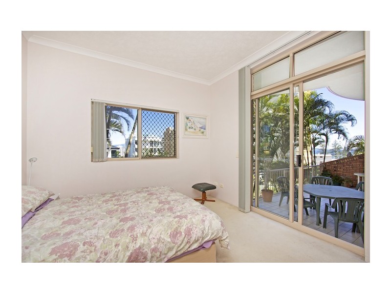 3/6 Petrie Street ‘Hanalei’ (aka 3/3 Tweed Tce), Rainbow Bay QLD 4225