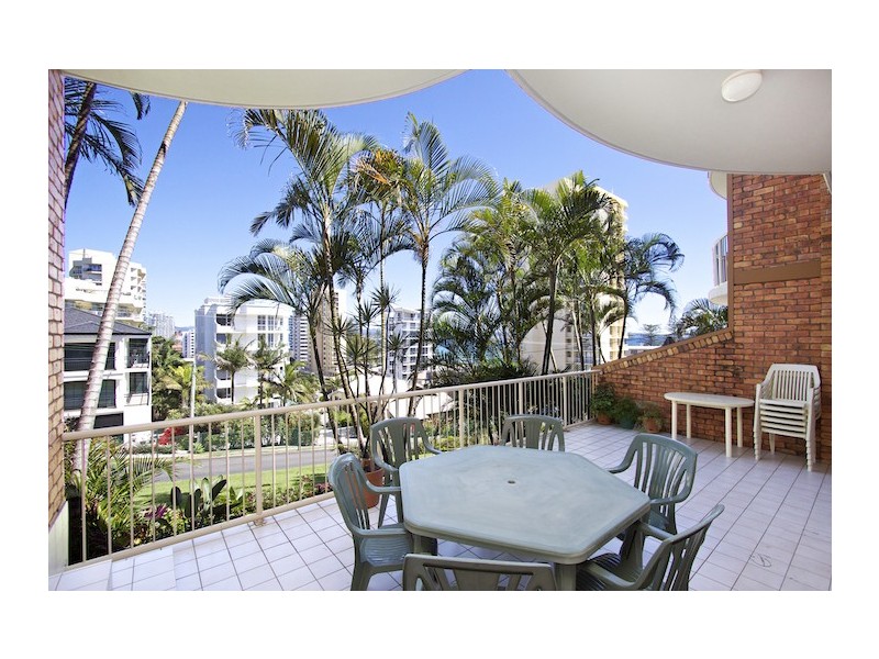 3/6 Petrie Street ‘Hanalei’ (aka 3/3 Tweed Tce), Rainbow Bay QLD 4225