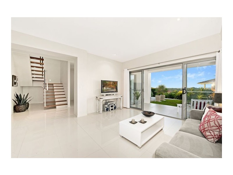 44A Lochlomond Drive, Banora Point NSW 2486