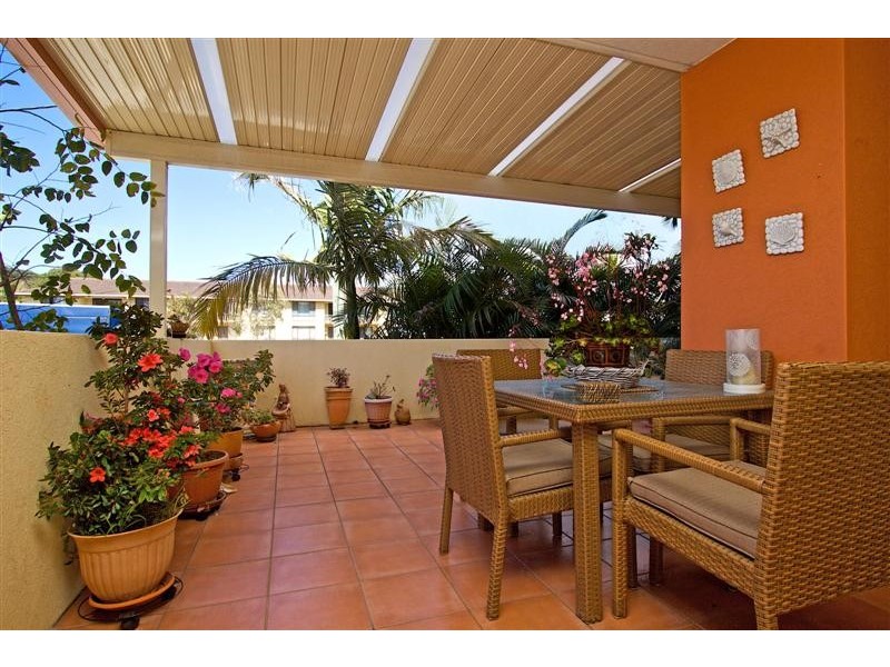 3/12-14 Douglas Street Pearl of Kirra, Kirra QLD 4225