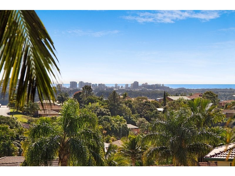 2/32 Kintyre Crescent, Banora Point NSW 2486