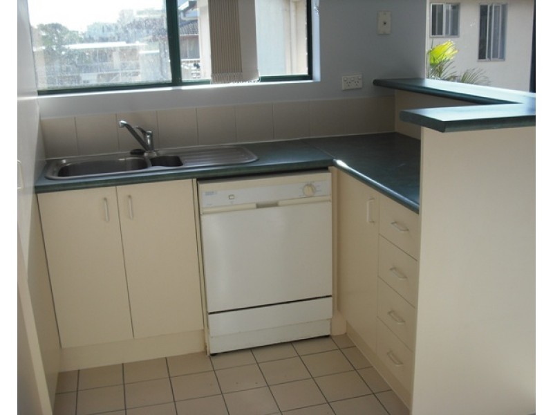 6/52 Pacific Pde, Bilinga QLD 4225