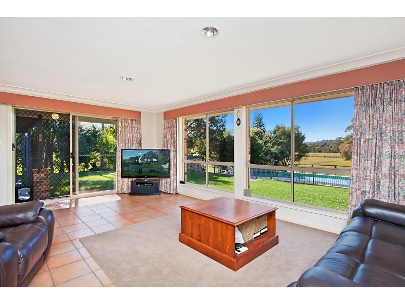 211 Tallebudgera Connection Rd, Tallebudgera QLD 4228