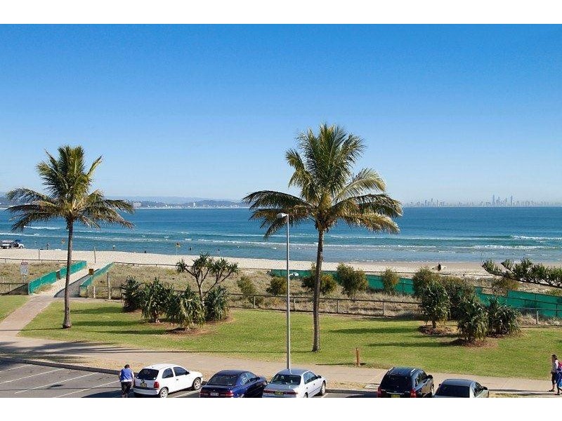 1 & 4/128 Marine Pde ‘Sands On Greenmount’, Coolangatta QLD 4225