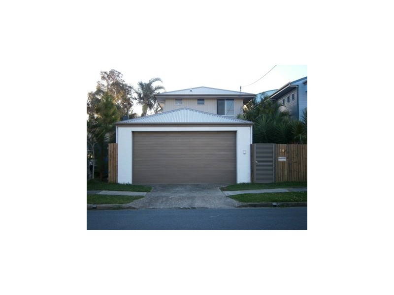 19 Twenty Seventh Avenue, Palm Beach QLD 4221