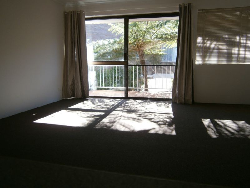 4/60 Sarawak Avenue, Palm Beach QLD 4221