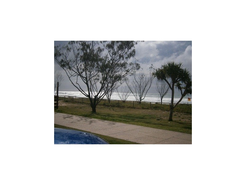 2/796 Pacific pde, Currumbin QLD 4223